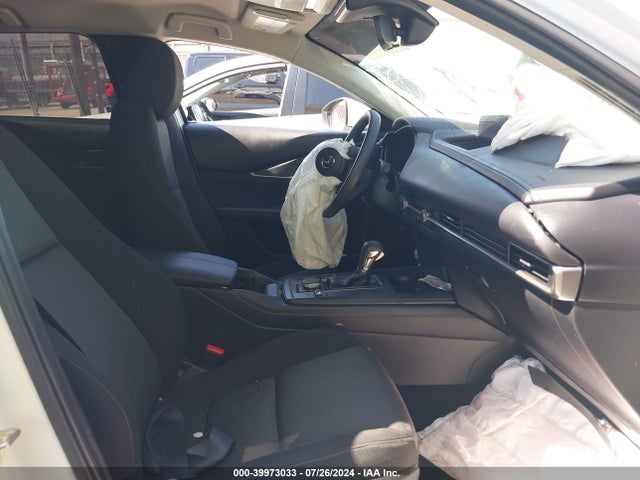 3MVDMBAMXPM549570 Mazda Cx-30 2.5 S