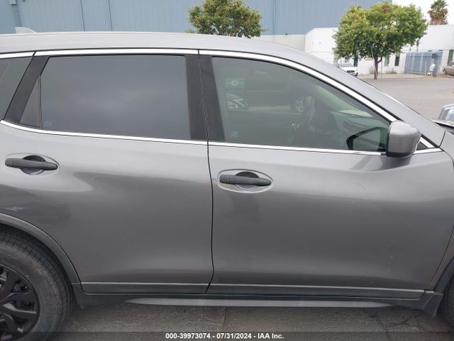 Nissan ROGUE S 2017 KNMAT2MT6HP607910 Image 14