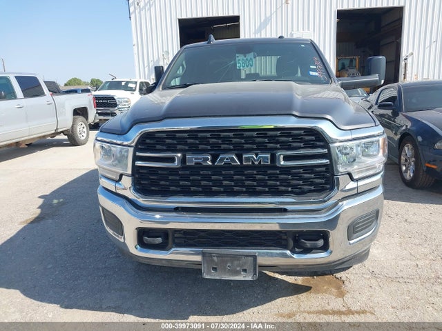 3C6UR5DL5NG247758 RAM 2500 Big Horn  4x4 6'4 Box