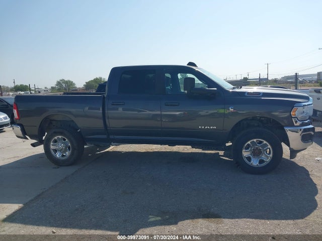 3C6UR5DL5NG247758 RAM 2500 Big Horn  4x4 6'4 Box