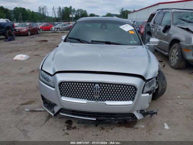 1LN6L9TK2H5616831 Lincoln Continental Select