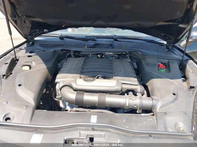 WP1AA2A21JKA04088 Porsche Cayenne Platinum Edition