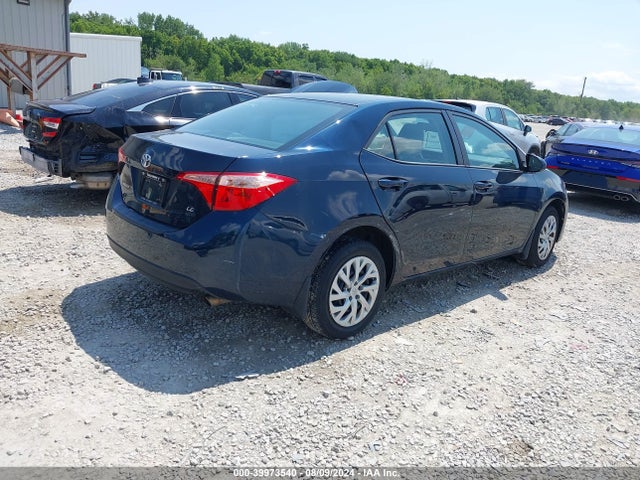 Toyota COROLLA LE 2018 2T1BURHE3JC032031 Image 4