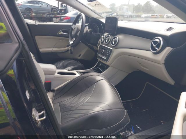 WDDSJ4GB6KN723142 Mercedes-Benz CLA 250 4MATIC