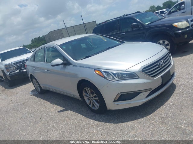 Hyundai SONATA SE 2016 5NPE24AF3GH311526 Image 1