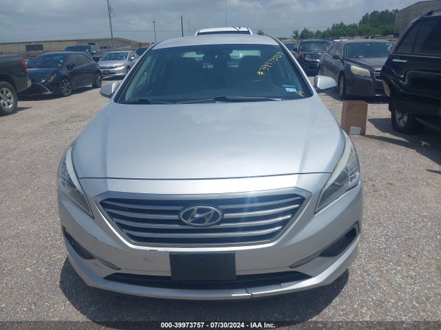 Hyundai SONATA SE 2016 5NPE24AF3GH311526 Image 6