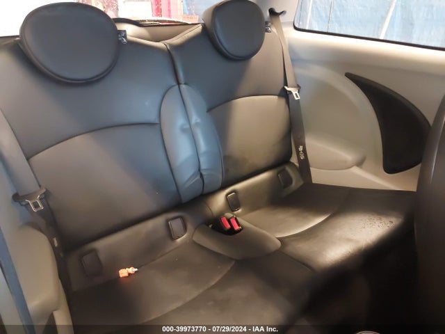 2007 MINI COOPER S WMWMF73587TT80971 Photo 7