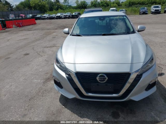 1N4BL4DW0MN418255 Nissan Altima Sv Intelligent Awd