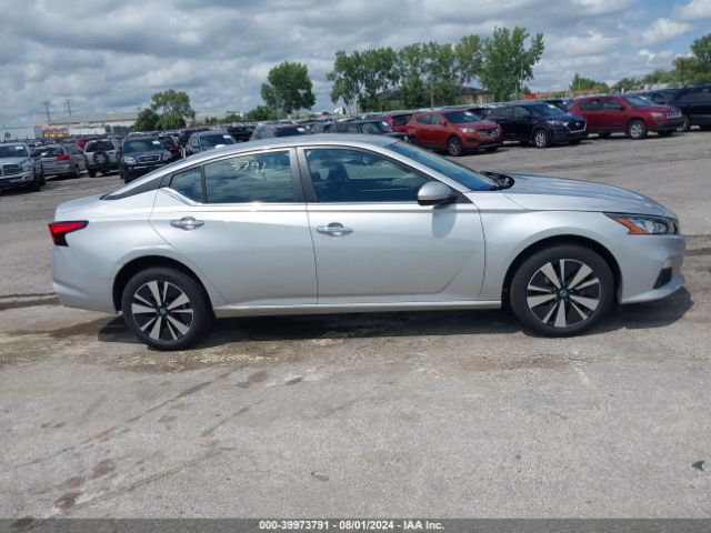 1N4BL4DW0MN418255 Nissan Altima Sv Intelligent Awd