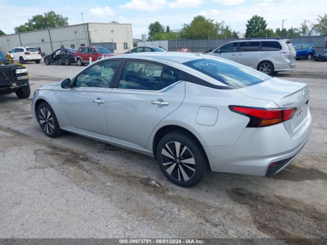 1N4BL4DW0MN418255 Nissan Altima Sv Intelligent Awd