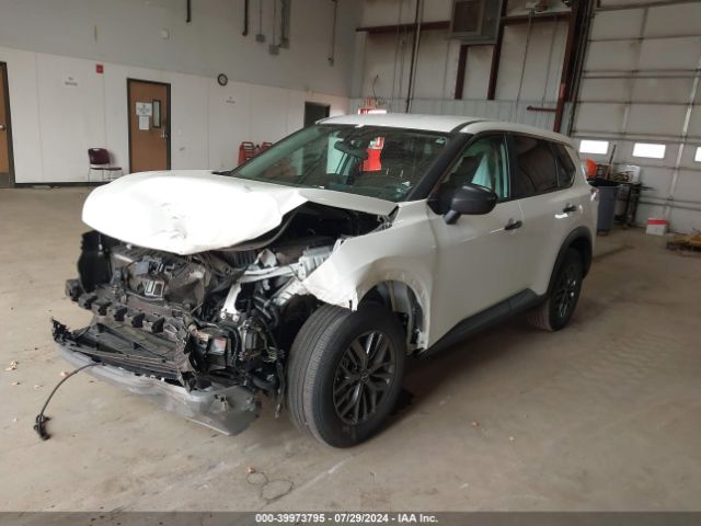 5N1BT3AA4PC862229 Nissan Rogue S Fwd