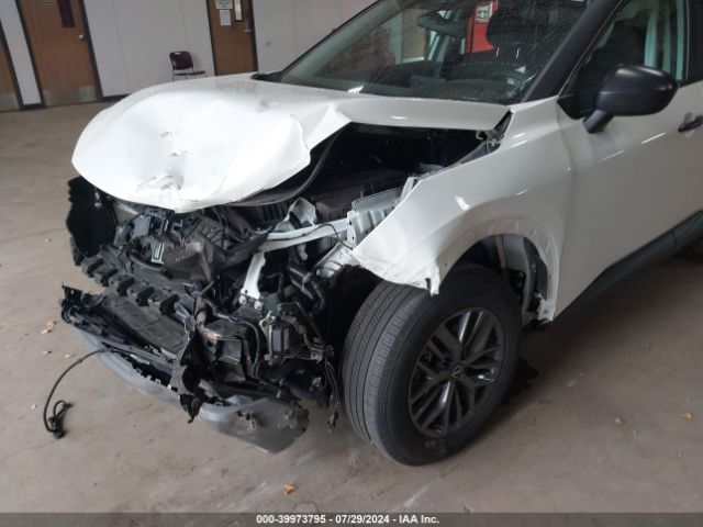 5N1BT3AA4PC862229 Nissan Rogue S Fwd