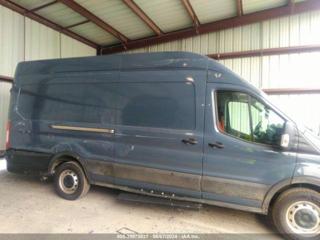 1FTBR3X82LKA48085 Ford Transit-250 Cargo Van