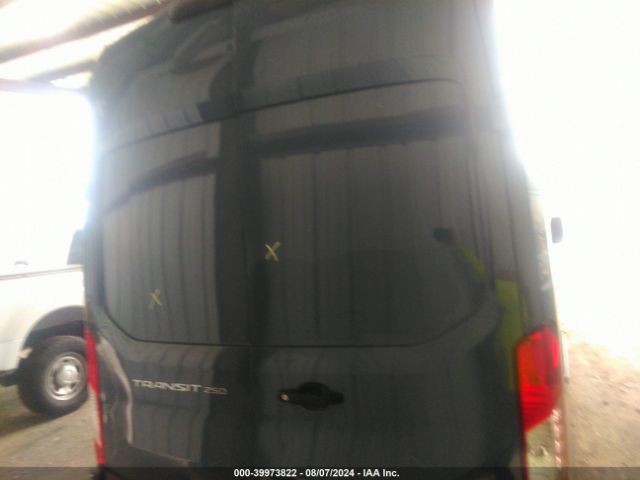 1FTBR3X87LKA48101 Ford Transit-250 Cargo Van