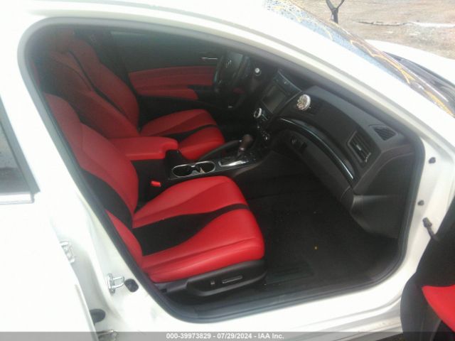 19UDE2F80NA008873 Acura Ilx Premium   A-spec Packages/technology   A-spec Packages