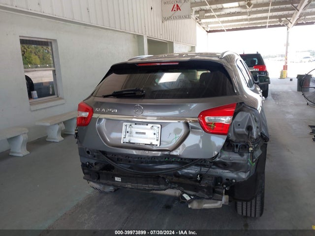 Mercedes-Benz GLA 250 2015 WDCTG4EB3FJ128045 Image 17