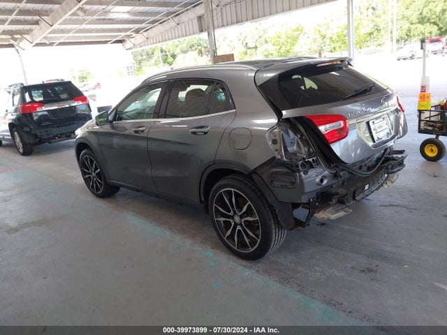 Mercedes-Benz GLA 250 2015 WDCTG4EB3FJ128045 Image 3
