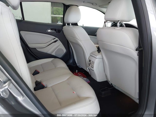 Mercedes-Benz GLA 250 2015 WDCTG4EB3FJ128045 Image 8