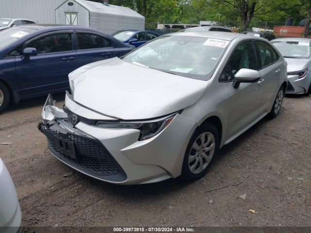 5YFEPMAE2NP359107 Toyota COROLLA LE