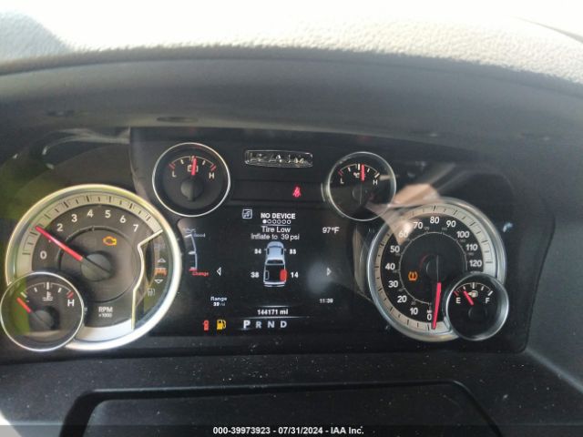 1C6RR7GT5ES437369 RAM 1500 Big Horn