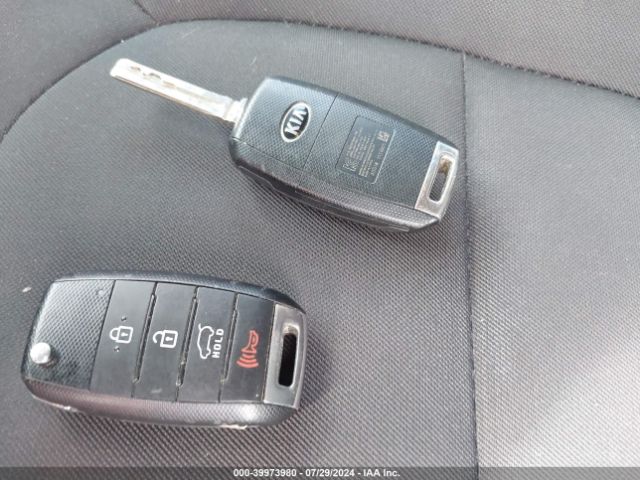 KNDJN2A26K7912787 KIA Soul