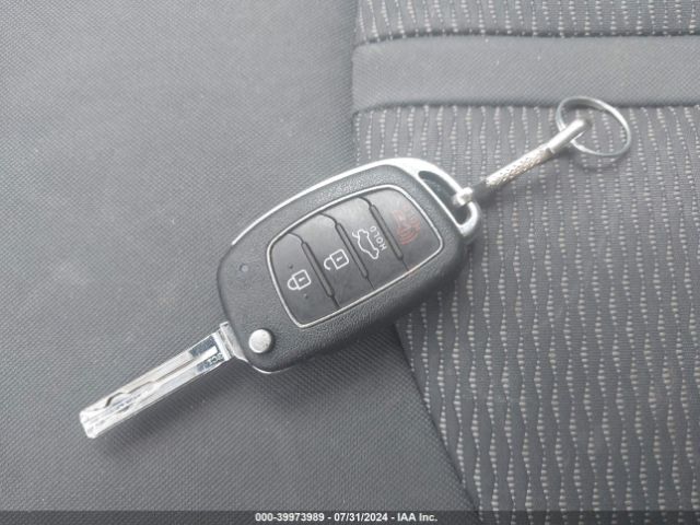 5NPE24AF8JH598532 Hyundai SONATA SE
