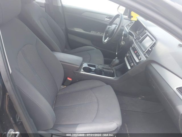 5NPE24AF8JH598532 Hyundai SONATA SE