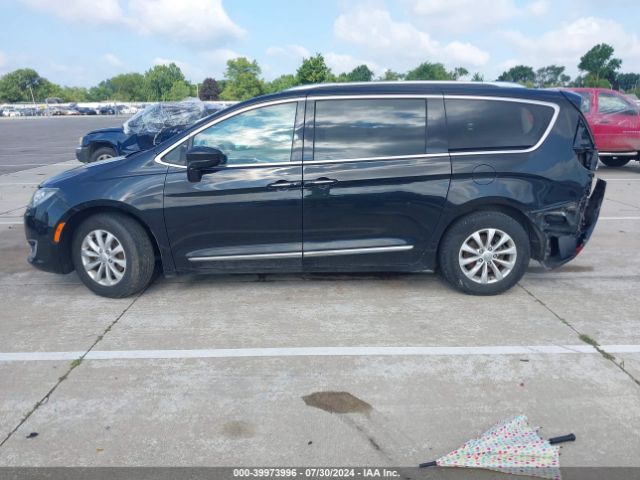 2C4RC1EG3JR260474 Chrysler Pacifica Touring L Plus