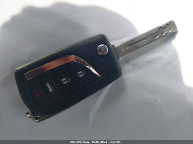 4T1B11HKXKU272838 Toyota CAMRY SE