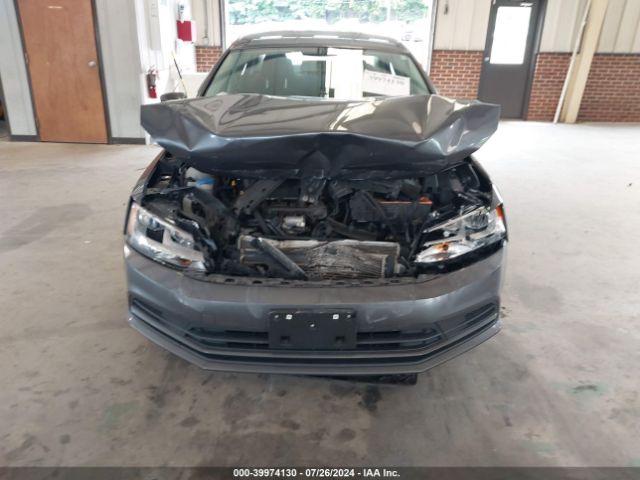 3VWD17AJ0FM249285 Volkswagen Jetta 1.8t Se