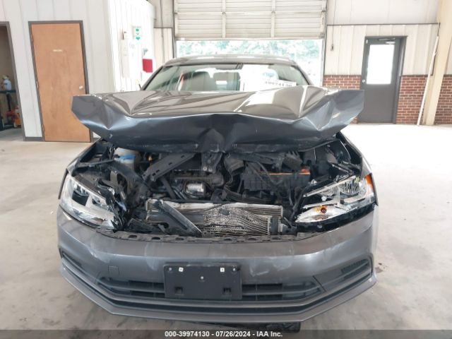 3VWD17AJ0FM249285 Volkswagen Jetta 1.8t Se