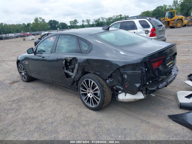 2024 JAGUAR XF SAJBL4GX6RCY96280 Photo 2