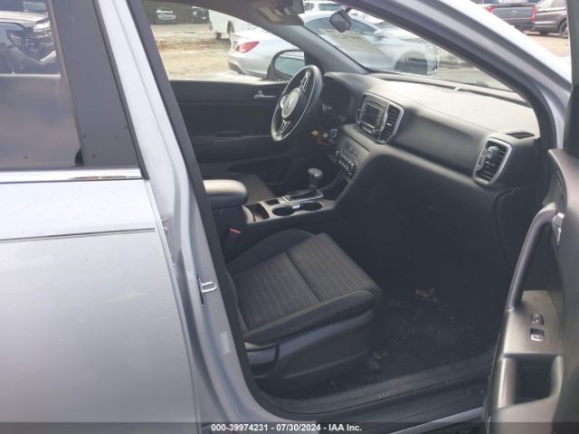 KNDPMCACXH7031756 KIA Sportage Lx