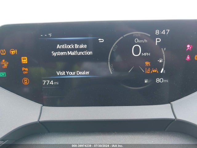 JTDACAAU0R3023213 Toyota Prius Limited