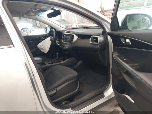 5XYPG4A54GG108511 KIA Sorento 3.3l Lx