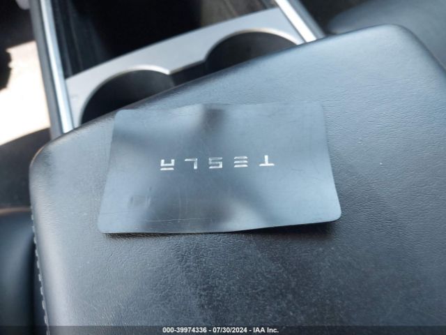 5YJYGDED2MF126384 Tesla Model Y Standard Range Rear-wheel Drive
