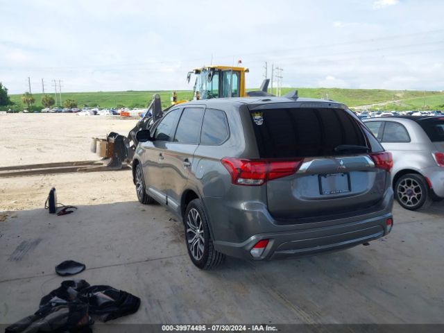 JA4AZ3A31JZ058730 Mitsubishi Outlander Es