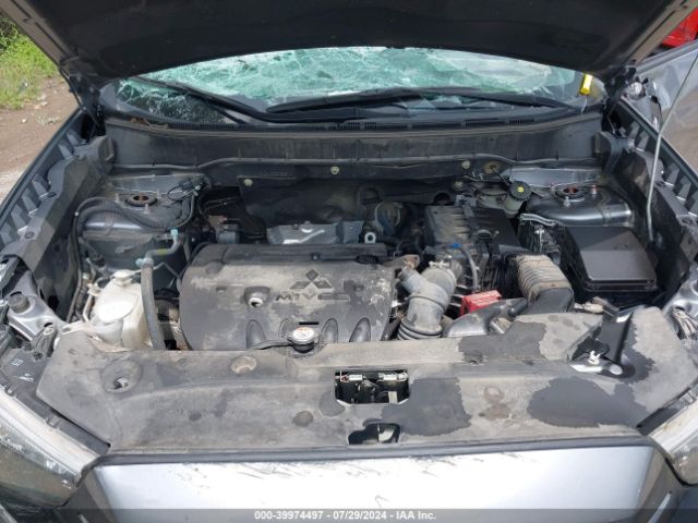 JA4AP3AU0JZ027368 Mitsubishi Outlander Sport 2.0 Le
