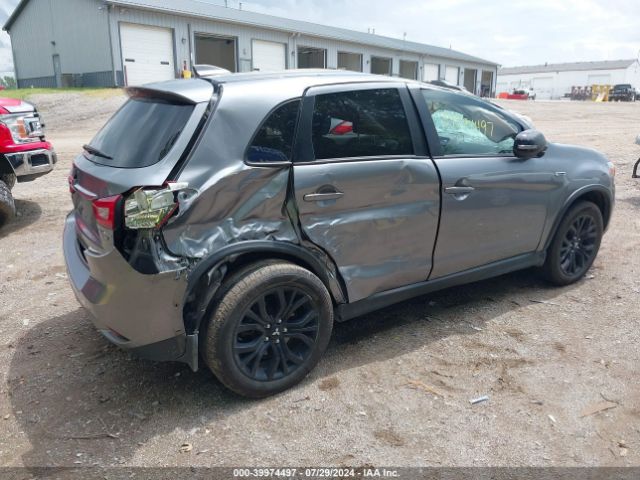 JA4AP3AU0JZ027368 Mitsubishi Outlander Sport 2.0 Le