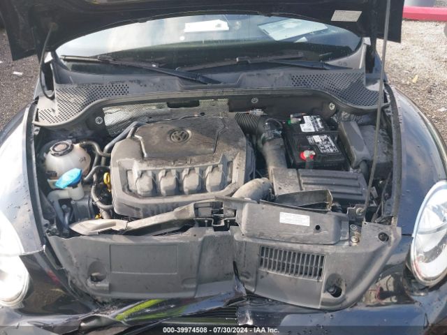 3VWFD7AT4JM701877 Volkswagen Beetle 2.0t Coast/2.0t S