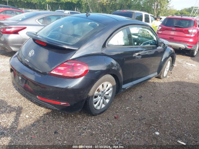 3VWFD7AT4JM701877 Volkswagen Beetle 2.0t Coast/2.0t S