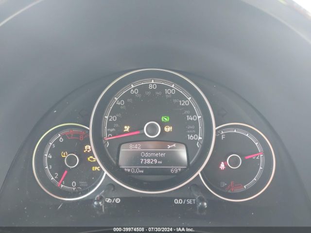 3VWFD7AT4JM701877 Volkswagen Beetle 2.0t Coast/2.0t S