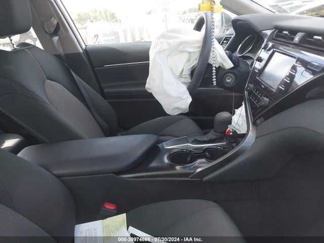 Toyota CAMRY LE 2020 4T1C11AK2LU959649 Image 5