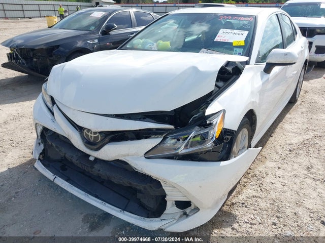 Toyota CAMRY LE 2020 4T1C11AK2LU959649 Image 6