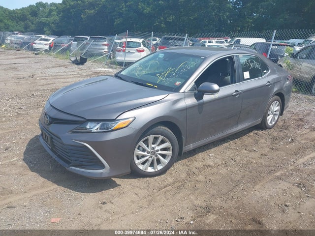 Toyota CAMRY LE 2023 4T1C11AK7PU120845 Image 2