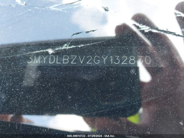 3MYDLBZV2GY132830 Scion IA