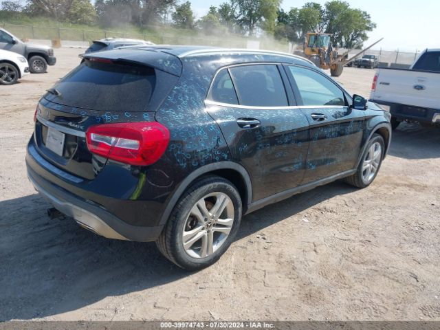WDCTG4GB1KU008198 Mercedes-Benz Gla 250 4matic