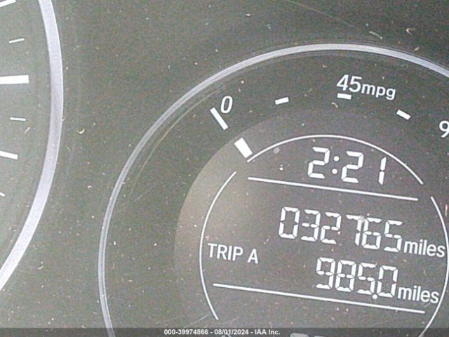 3CZRU6H35NM711401 Honda Hr-v Awd Lx