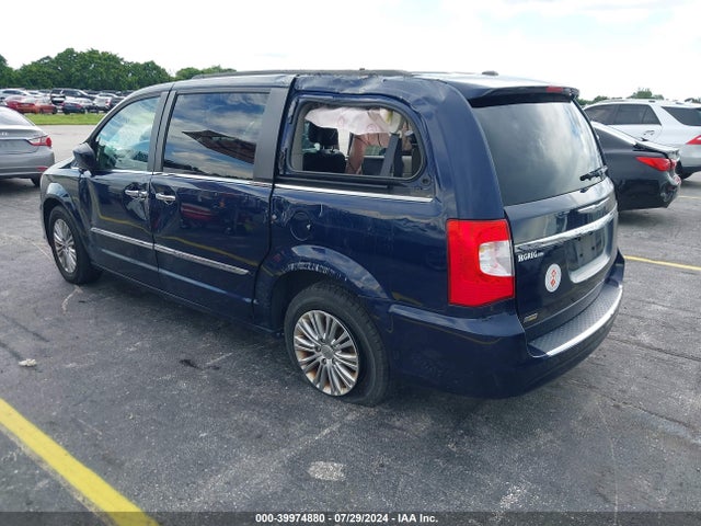 2C4RC1CG2FR693245 Chrysler Town & Country Touring-l