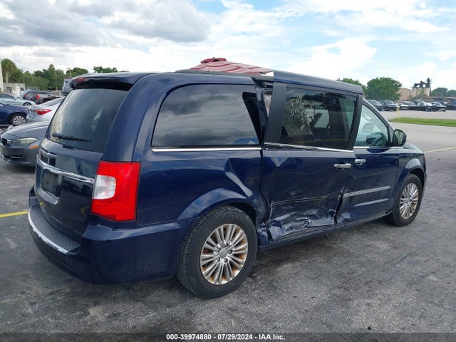 2C4RC1CG2FR693245 Chrysler Town & Country Touring-l